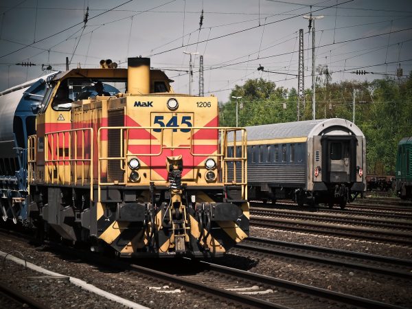 locomotive, train, railway-1399080.jpg