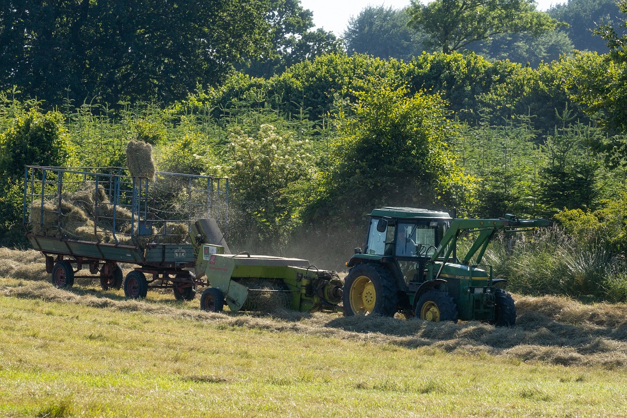 agricultural machinery, field, tractor-7300857.jpg